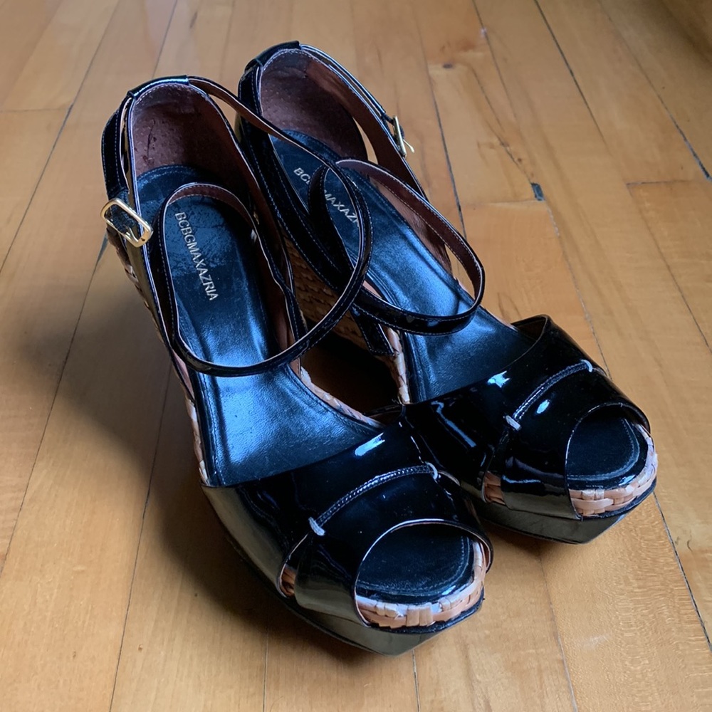 BCBG MaxAzria wedge sandals